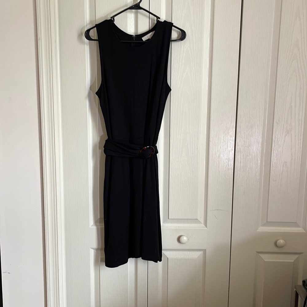 LOFT sleeveless shift dress. Tortoiseshell belt buckle. Size 8. NWT.